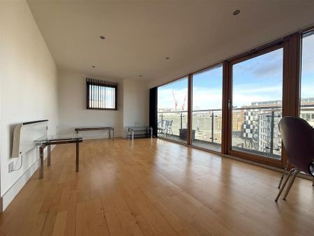 2 bedroom apartment to rent - Photo 4