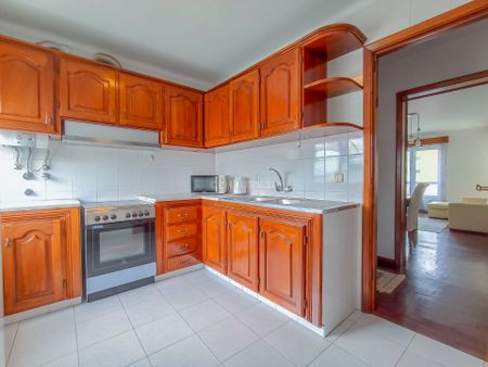 Apartamento T3 para Arrendamento em São Pedro da cidade de Ponta Delgada. - Photo 5