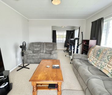 Charming 2-Bedroom Home In Clouston Park! - Photo 6