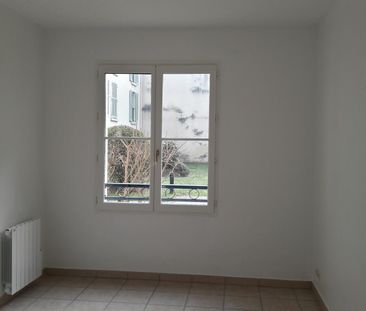 location Appartement F1 DE 23.4m² À VERSAILLES - Photo 3