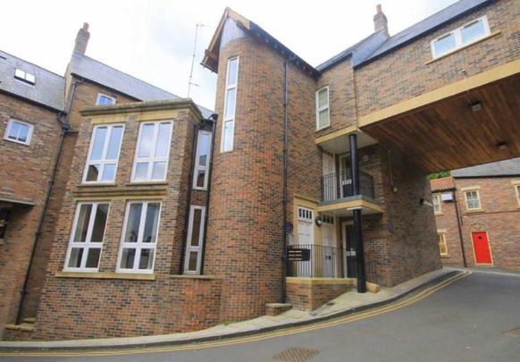 1 bedroom private hall to rent - Photo 1