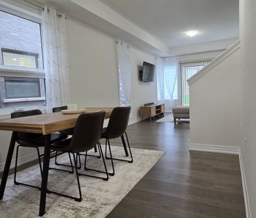 For Lease - 150 William Booth Avenue, Newmarket, Ontario - Photo 3