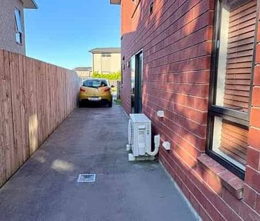 Modern 3-bedroom home for rent - Photo 4