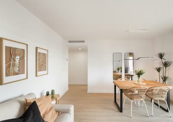 Carrer de Pi i Margall, Badalona, Catalonia 08912