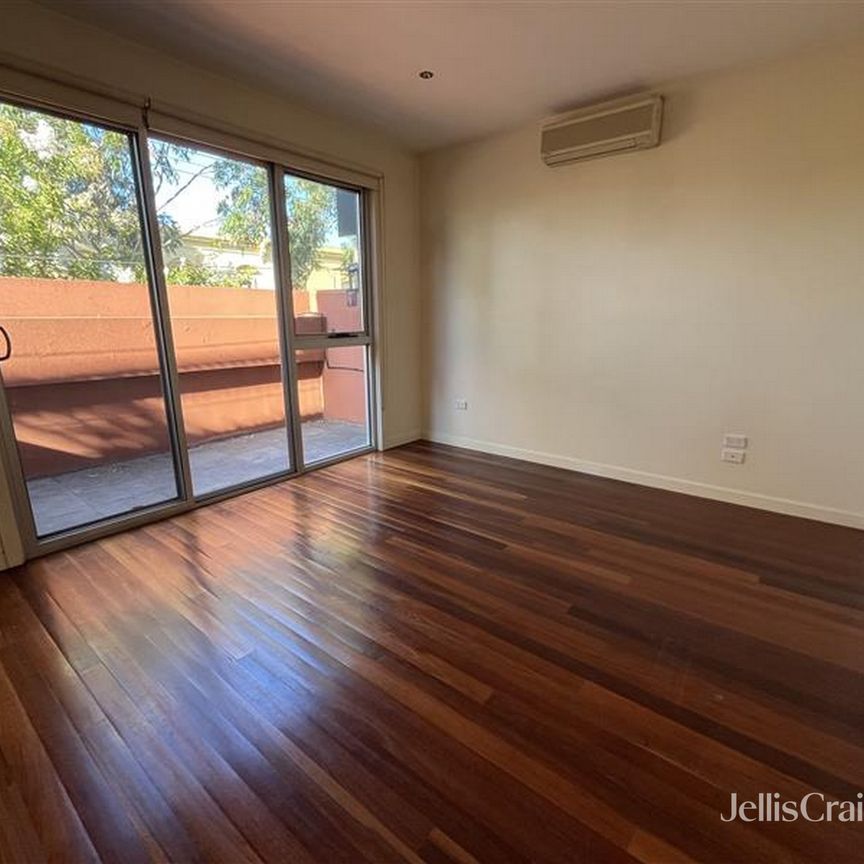 1/200 Pigdon Street, Carlton North VIC 3054 - Townhouse For Rent | Domain - Photo 1