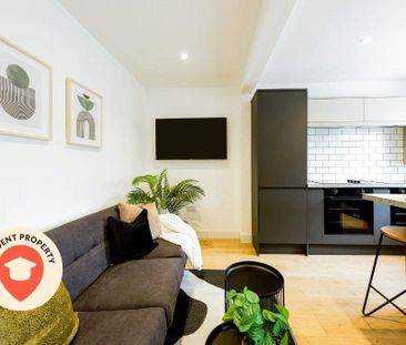 6 bedroom semi-detached house to rent - Photo 2