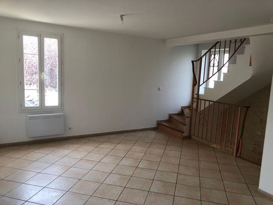 Location Appartement 3 pièces 67m² - Photo 1