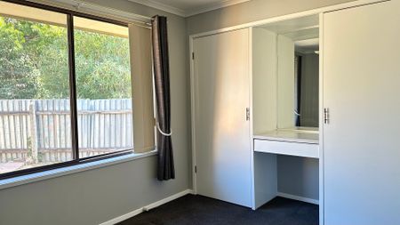 Refined Comfort and Effortless Convenience in the Heart of Lavington - Photo 3