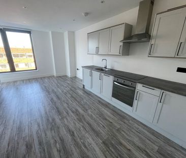 Clarence Street, Swindon - Photo 2