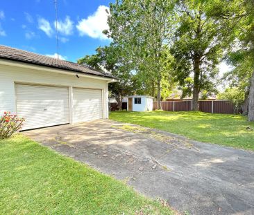 “Walk to Castle Hill Metro, Castle Tower & Popular Schools” - Photo 6