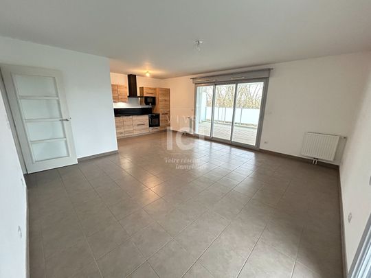 A Louer Appartement 3 Pièces De 65 M² Avec Grande Terrasse De 48 M² + Deux Places De Stationnements Privative -sainte Luce Sur Loire - Photo 1