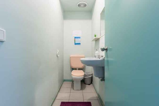 3 Bedroom Apartment - Photo 1