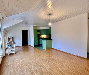 2.5 pces lumineux fraîchement rafraîchi avec balcon - Photo 2