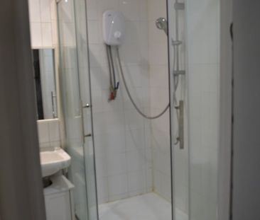 Studio Flat, Blandford Road, BR3 - Photo 1