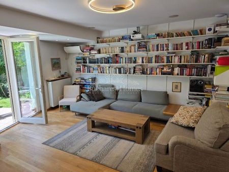 Five Bedroom House with Warm Charm - Domenii - Photo 3