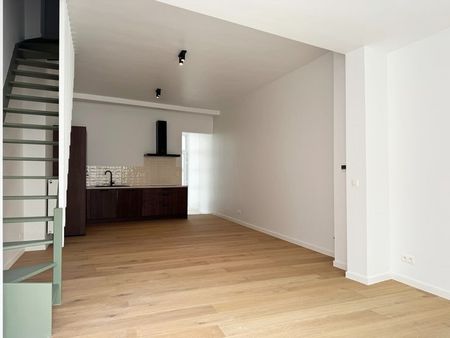 BIJNA PASSIEF-NIEUWBOUWWONING MET 4 SLP TE HUUR (dichtbij U. - Photo 5