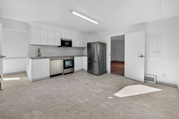 For Lease - 242 Mary Street Unit# Unit 10, Niagara-on-the-Lake, Ontario - Photo 1