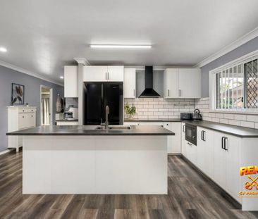 Renovated Family Home in Quiet Cul-de-Sac – Spacious & Convenient L... - Photo 4