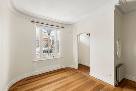 99 Leopold Street, South Yarra VIC 3141 - House For Rent | Domain - Photo 2