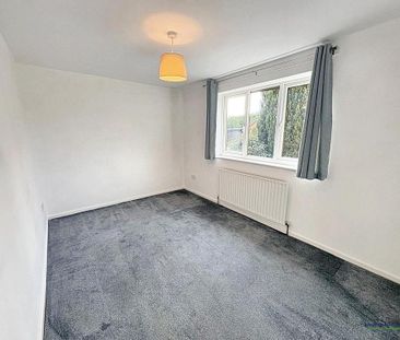 3 bedroom detached bungalow to rent - Photo 3