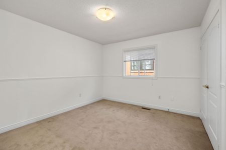 For Lease - 10 Tillingham Keep N/A, Toronto, Ontario - Photo 4