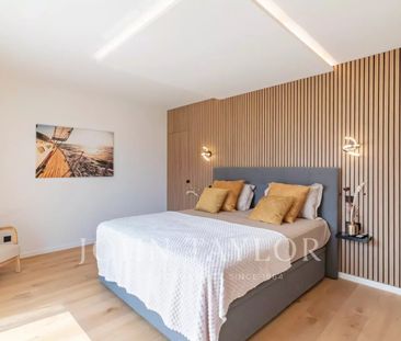 Tout savoir sur cette maison dans le quartier Village-Le Val-Cabrie... - Photo 1