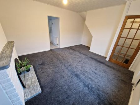 3 bedroom terraced house to rent - Photo 2