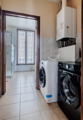 Appartement te huur - Photo 1