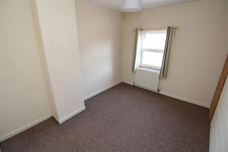 Caldecote Street, Newport Pagnell - Photo 3