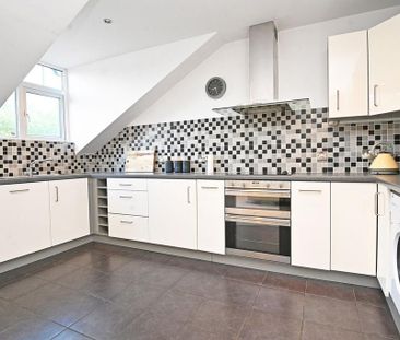 2 bedroom flat to rent - Photo 6