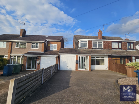 Three Bedroom Semi Detached - Photo 4