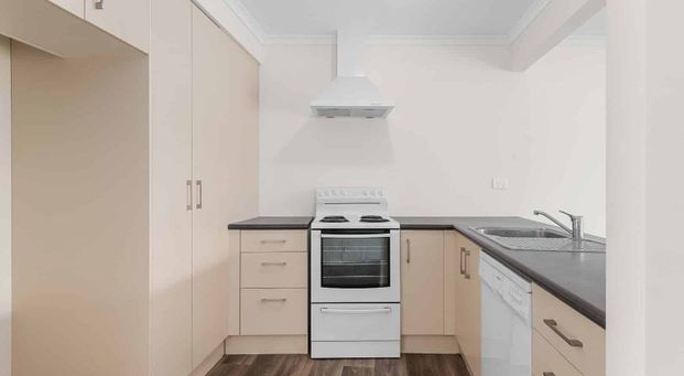 Lovely Frankton Townhouses - Photo 1