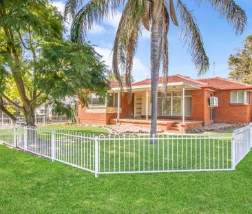 Three Bedroom Home - Photo 2