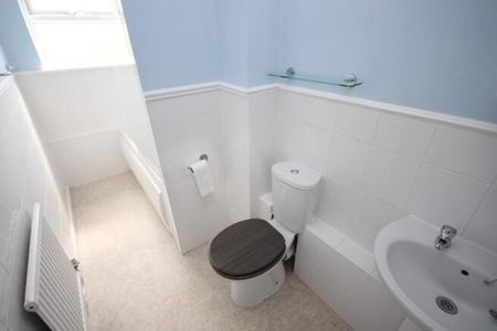 2 bedroom apartment to rent - Photo 5