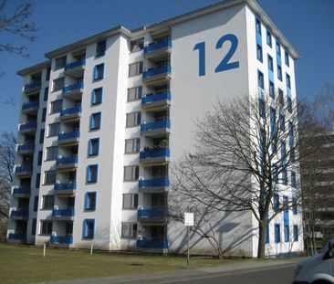 3-Zimmer-Wohnung in Düsseldorf-Lörick (unrenovierte Übergabe) - Photo 1