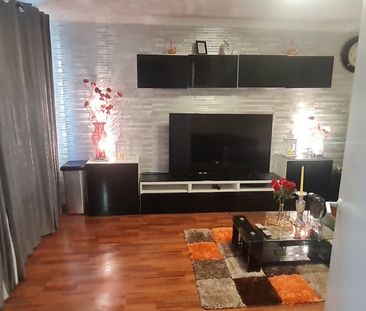 3 Bed Semi-Detached House, Elder Street, G51 - Photo 2