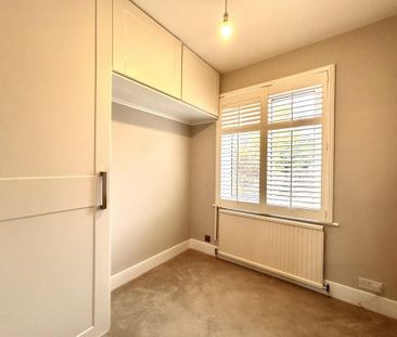 4 bedroom semi-detached house to rent - Photo 2