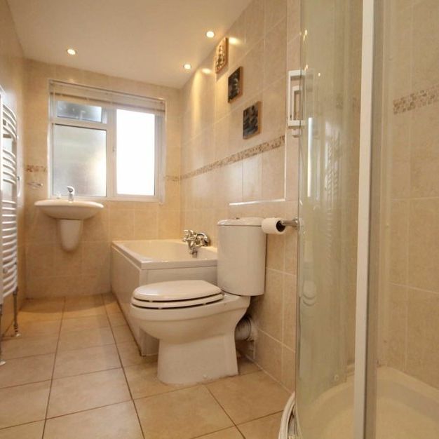 Green Lane - Photo 1