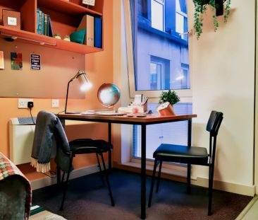 Classic Shared Apartment - Photo 1