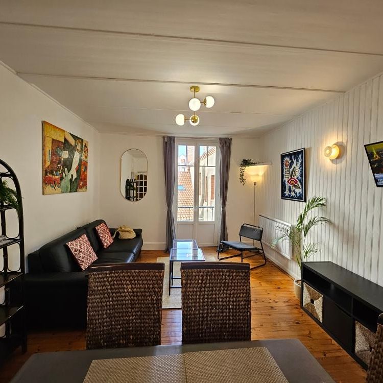 Location Appartement 2 pièces 48m² VICHY 03200 - Photo 1