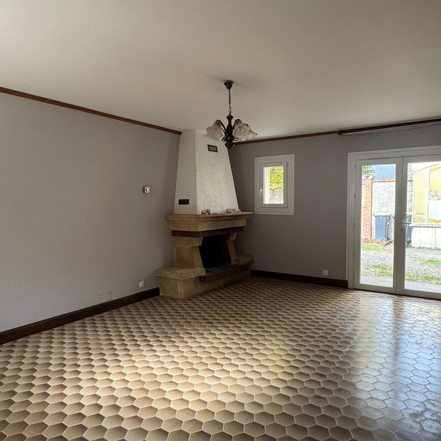 Location Appartement 3 pièces 78m² LA FERTE ST AUBIN 45240 - Photo 1