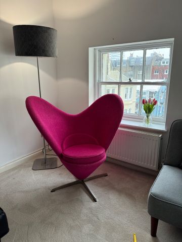 1 Bed Flat, Russell Square, BN1 - Photo 2