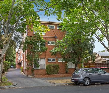 9/48 Farnham Street, Flemington VIC 3031 - Photo 4