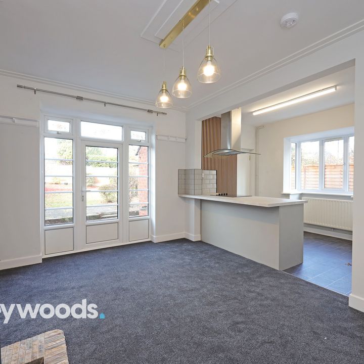 3 bed semi-detached house to rent in Chester Crescent, Newcastle-under-Lyme, Staffordshire - Photo 1
