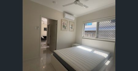 Private Retreat Awaits - Photo 3