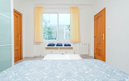 Plaça Cisneros, Valencia, Valencian Community 46003 - Photo 5