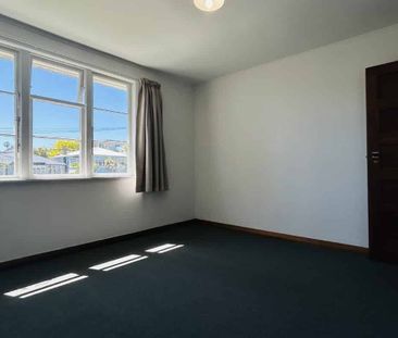 Charming Two-Bedroom Home in Herne Bay - Photo 3