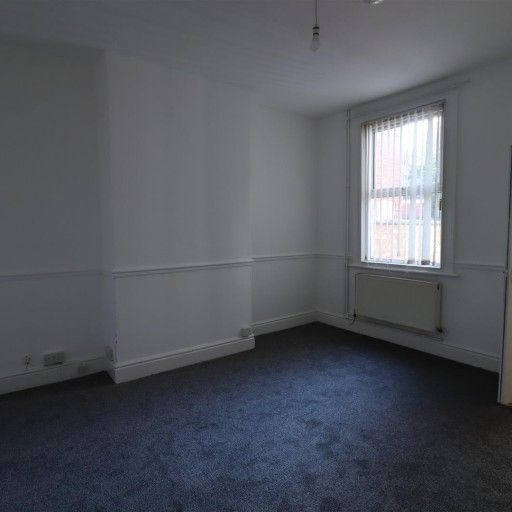3 BED Terraced House To rent - Photo 1