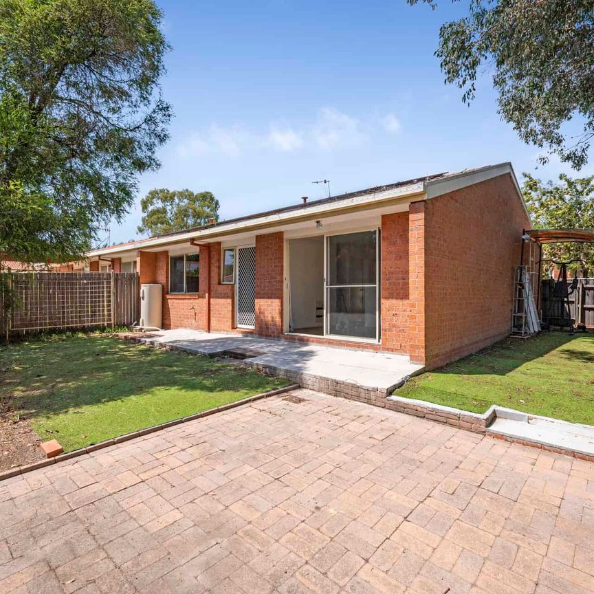 Parkside Living with Renovated Bathroom & Solar Savings - Photo 1
