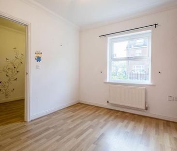 4 bedroom terraced house to rent - Photo 6